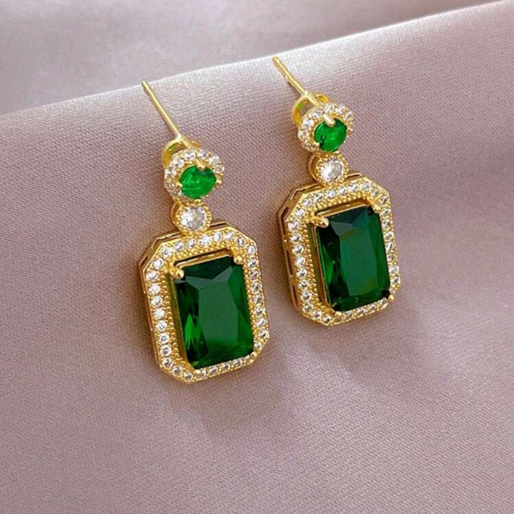 Cubic Zirconia Luxury Emerald Crystal Small Minimalist Geometric Square Earrings